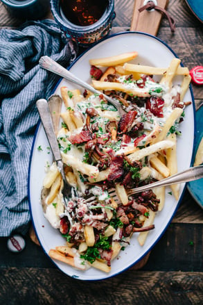 Image of poutine in Canada, a favorite Canadian dish