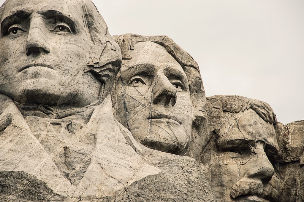 Image of Mount Rushmore in the U.S.