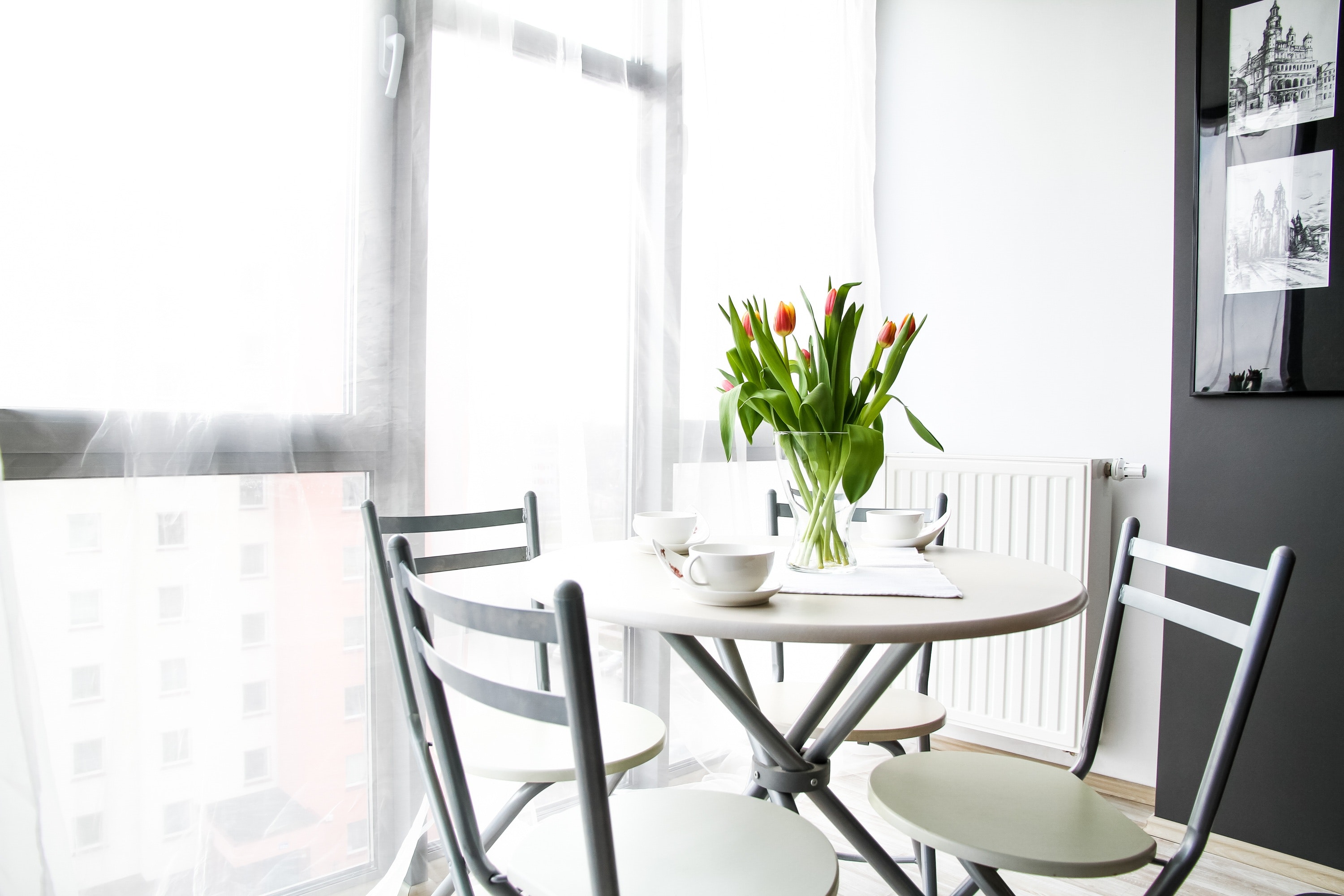 Image of a furnished kitchen in a rental apartment 