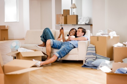 photo of a couple in a new apartment 