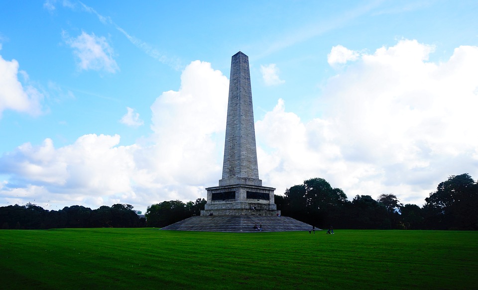 An image of a monument in Phoenix Park
