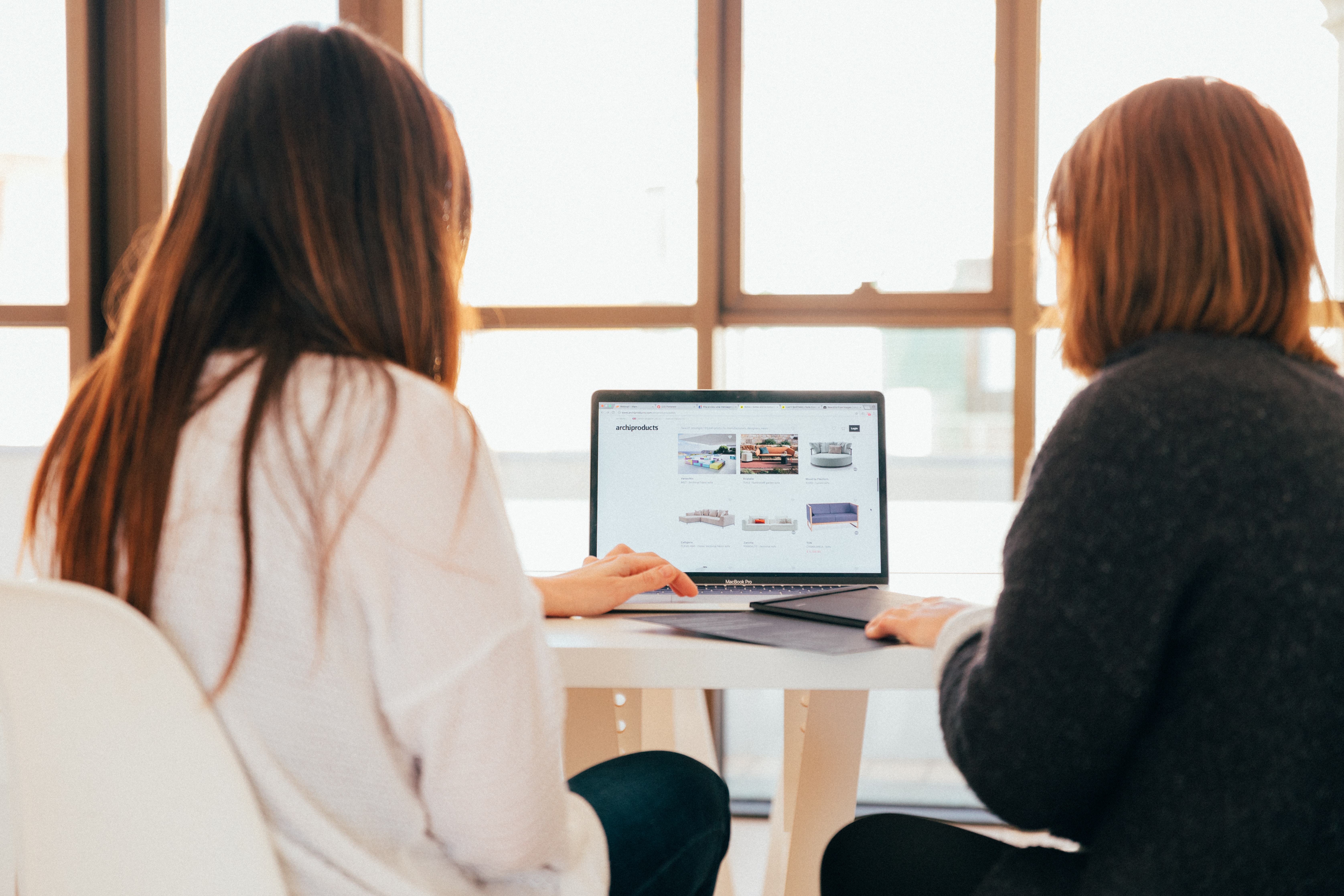 image of a relocating employee searching for a rental